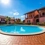 Apartment Sunflower Relax Pool And Terrace - Happy Lesa
