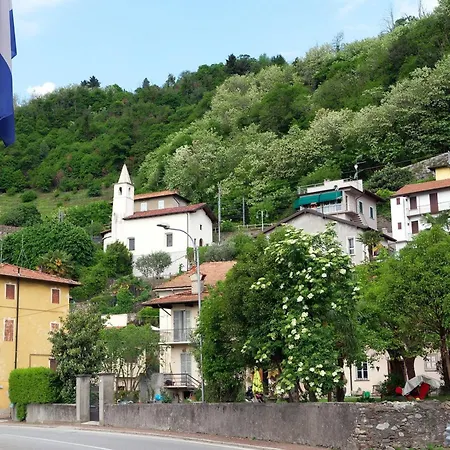 Sunflower - Maggiore Duplex W/ Terrace And Shared Pool *