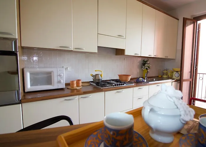 公寓 Sunflower Relax Pool And Terrace - Happy