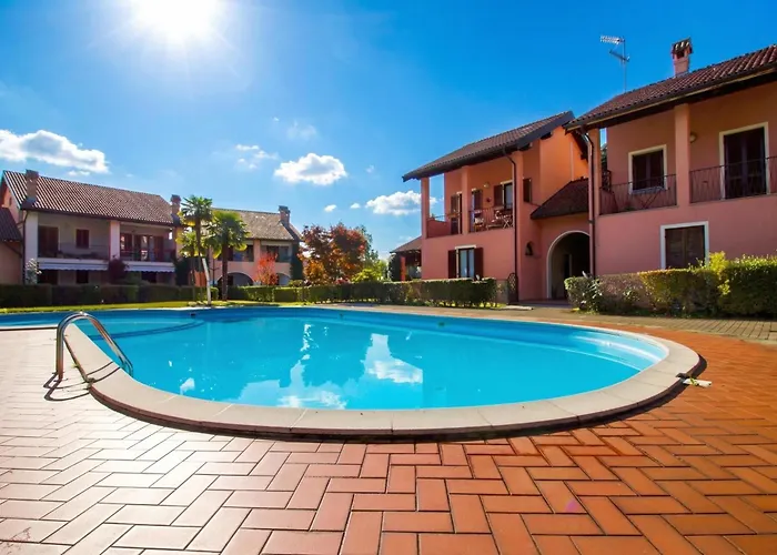 Apartament Sunflower Relax Pool And Terrace - Happy Lesa